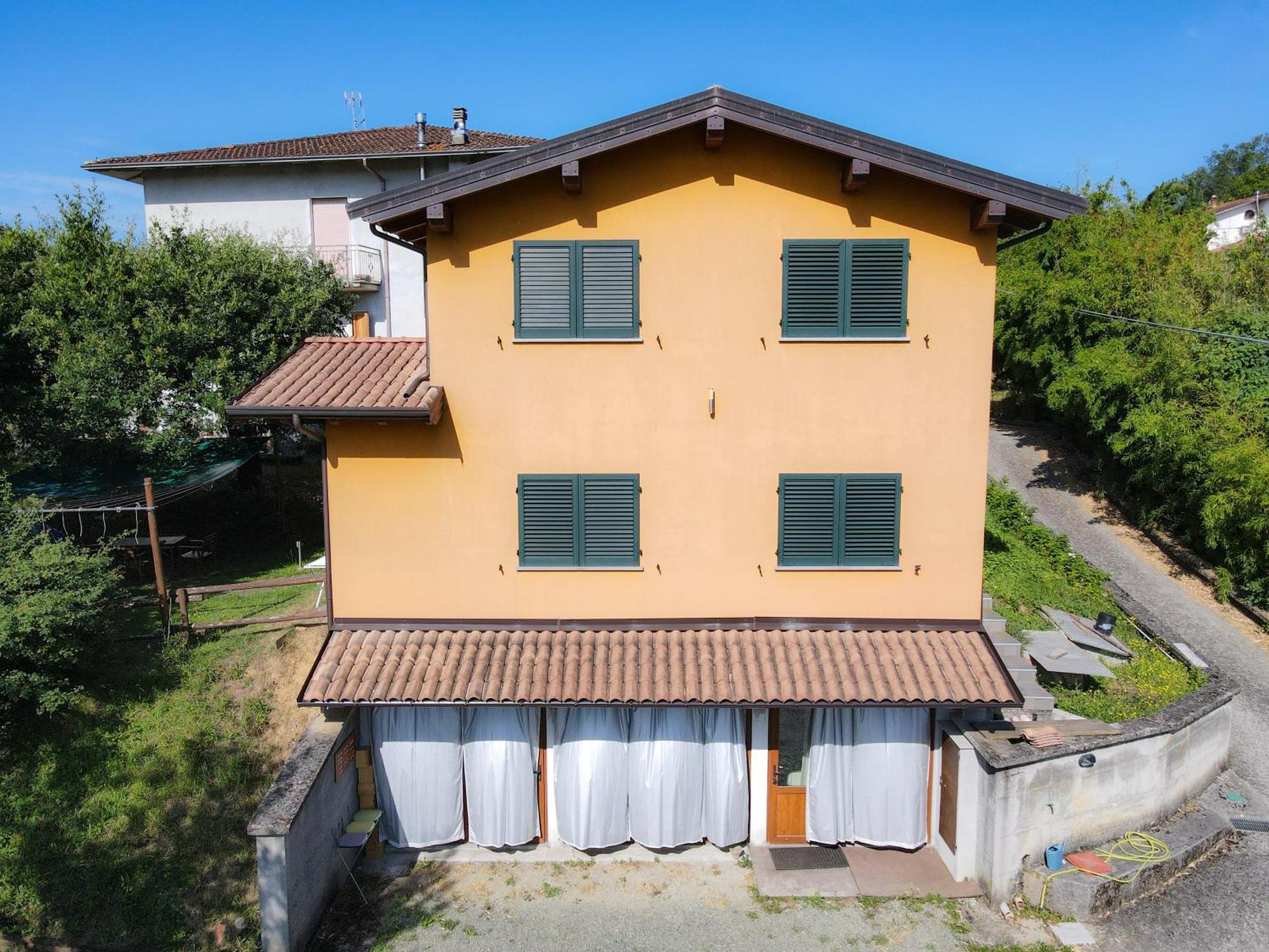 B&B Cadrecca Tra Terra Luna E Mare Licciana Nardi Dış mekan fotoğraf